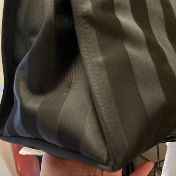 VALENTINO GARAVANI SPORT - Picture 9 of 11